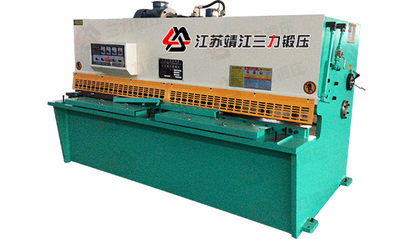 QC11Yϵ��Һ���lʽ����C